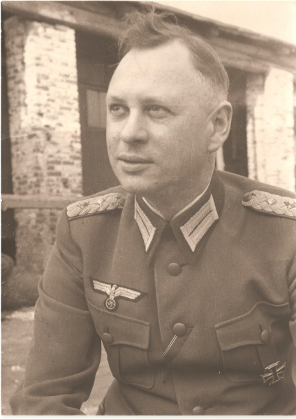 Datei:Hans-Schmidt 02.jpg